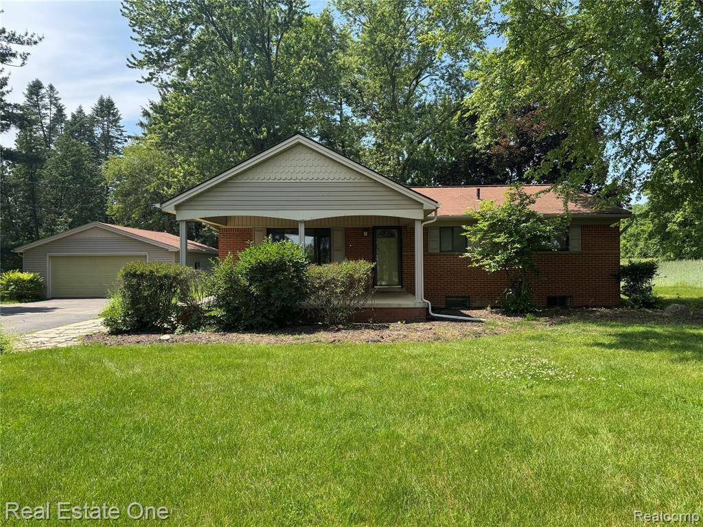 Northville, MI 48168,17535 Ridge Road