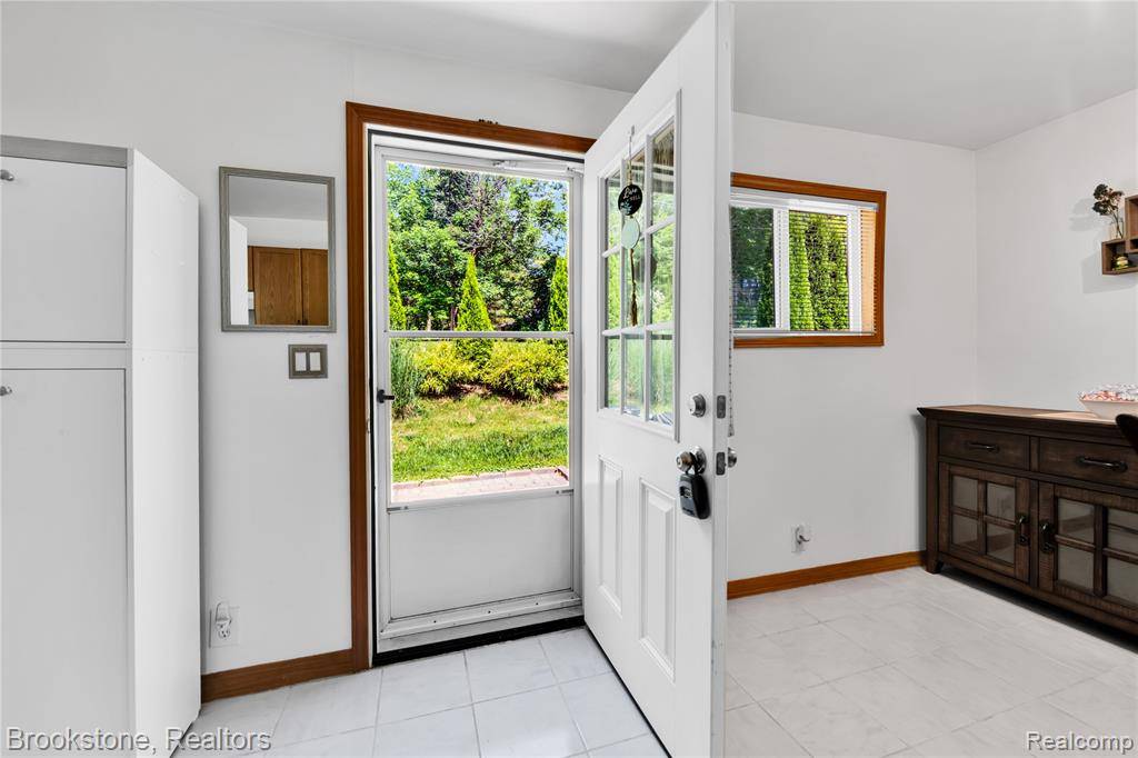 Columbiaville Vlg, MI 48421,471 Lou Alice Drive