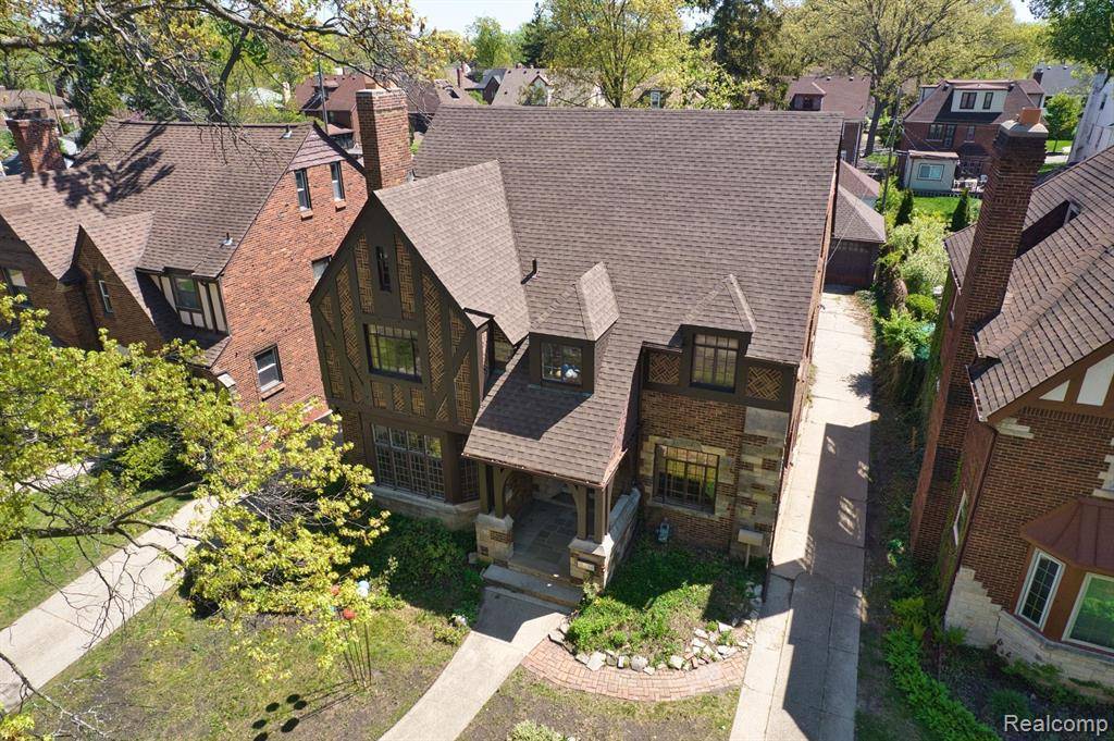 Detroit, MI 48221,18634 OAK Drive