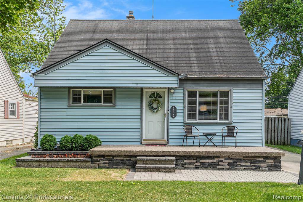Clawson, MI 48017,111 Leroy Avenue