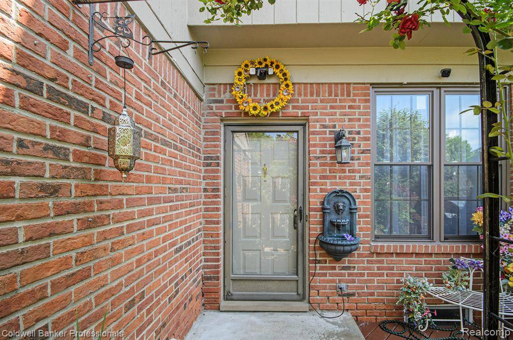 West Bloomfield Twp, MI 48322,7176 Nottingham
