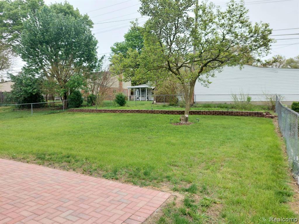 Westland, MI 48186,679 JUDITH Street