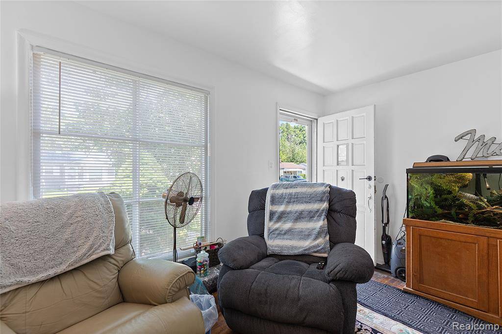 Warren, MI 48089,11228 Hudson Avenue