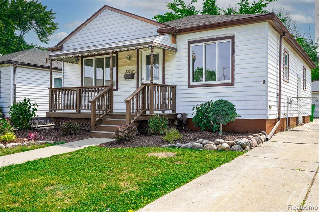 Eastpointe, MI 48021,23082 Tuscany Avenue
