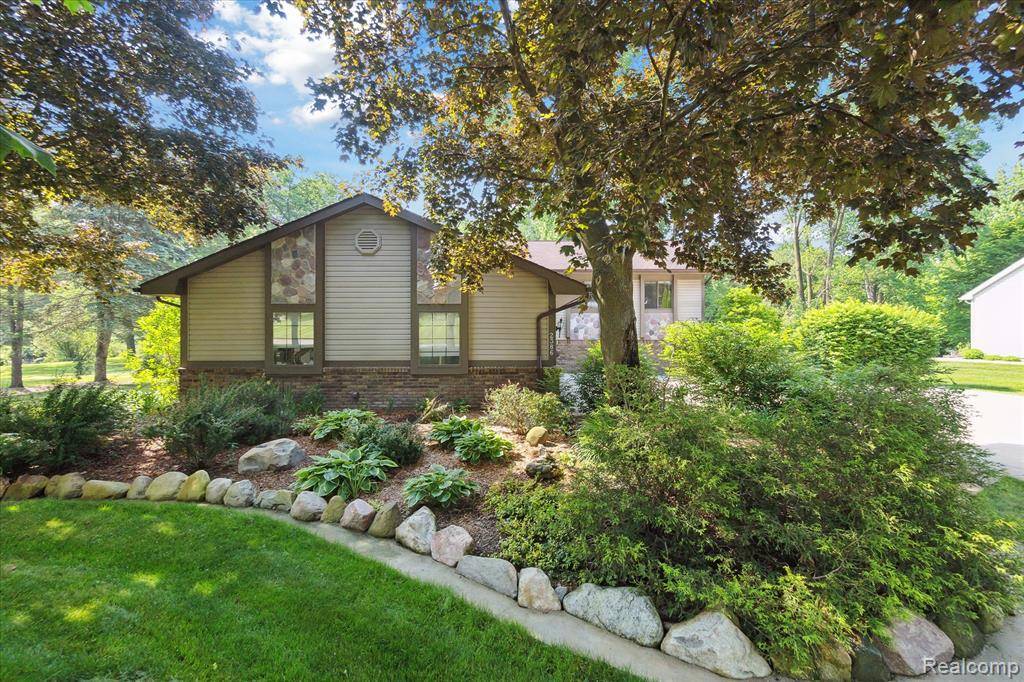 Highland Twp, MI 48356,2386 Sherlock Trail