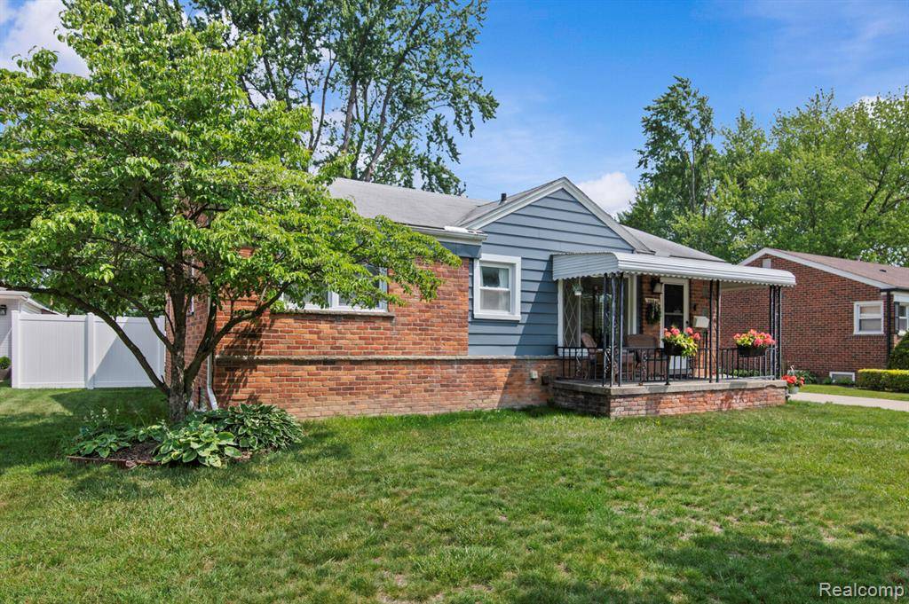 Livonia, MI 48150,29948 Hathaway Street