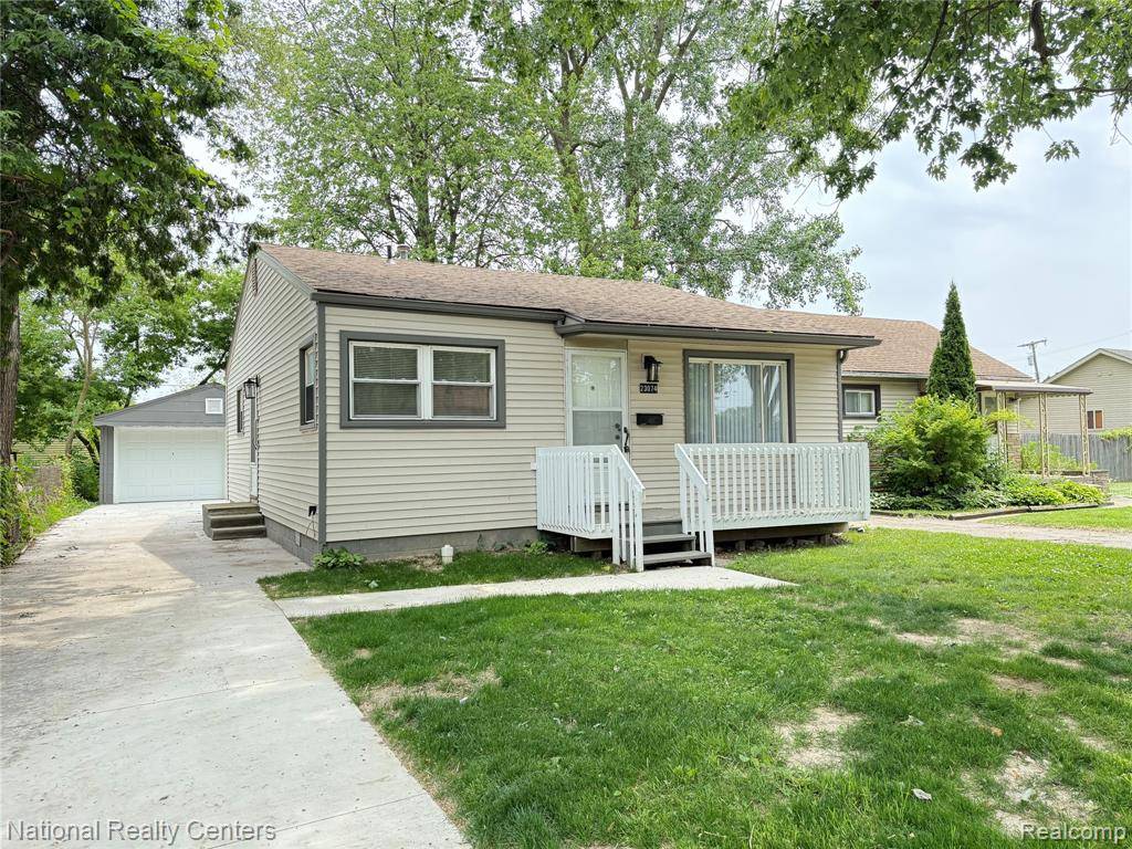 Warren, MI 48089,23074 Bolam Avenue