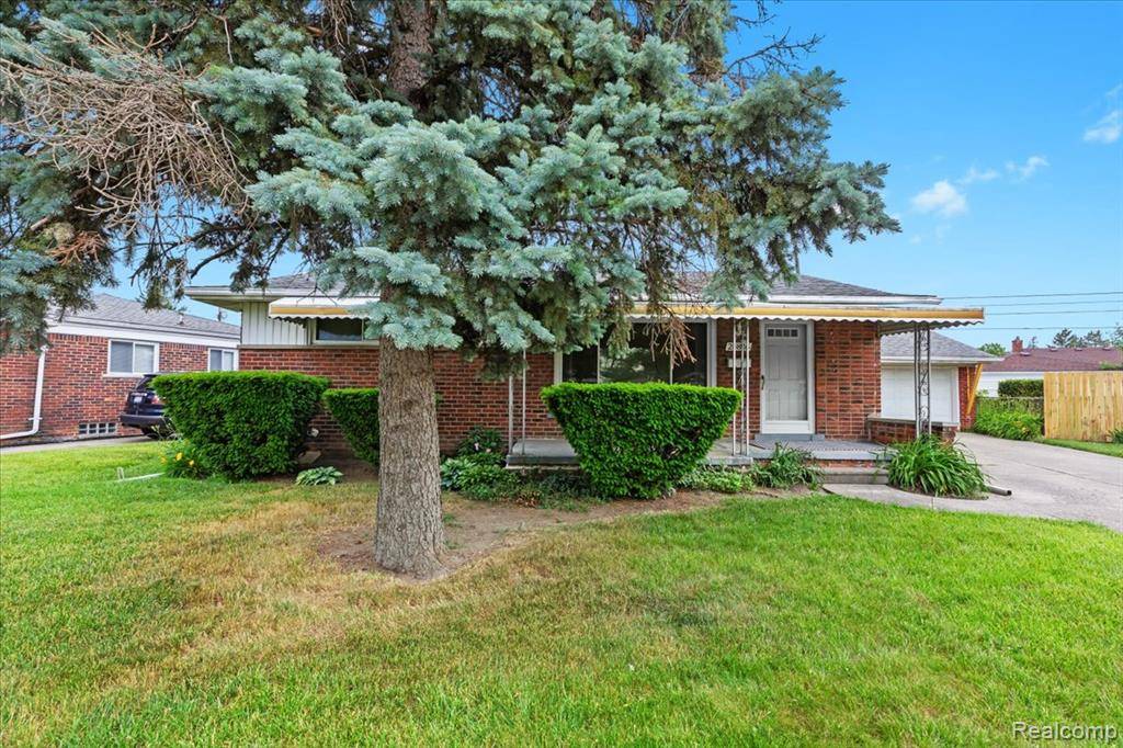 Eastpointe, MI 48021,24845 Petersburg Avenue