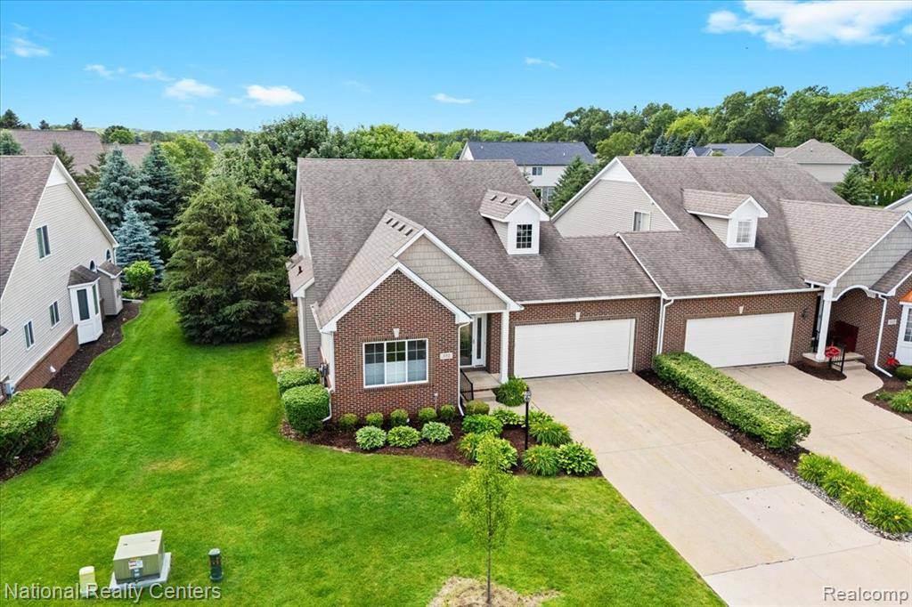 Highland Twp, MI 48357,332 Asbury Court