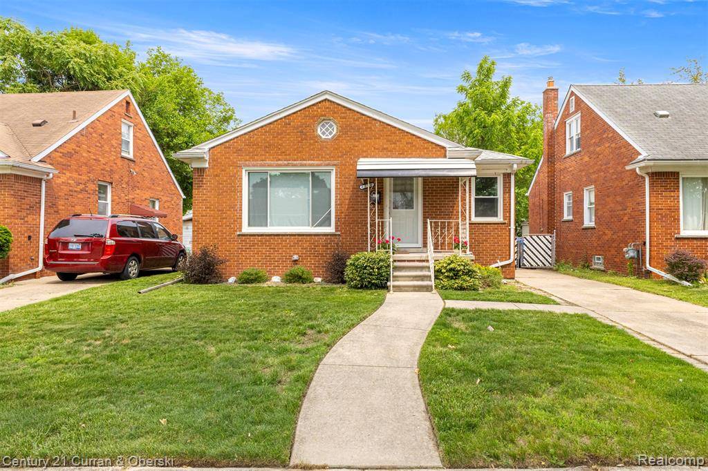 Dearborn Heights, MI 48127,8276 Riverview Street