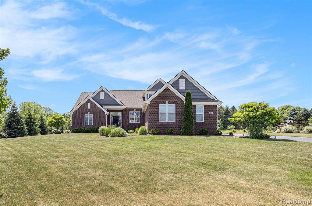 Springfield Twp, MI 48348,8269 Meadowridge
