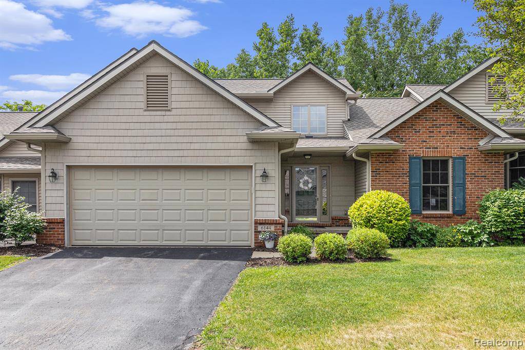 Brighton, MI 48116,6144 Northridge Hills Drive