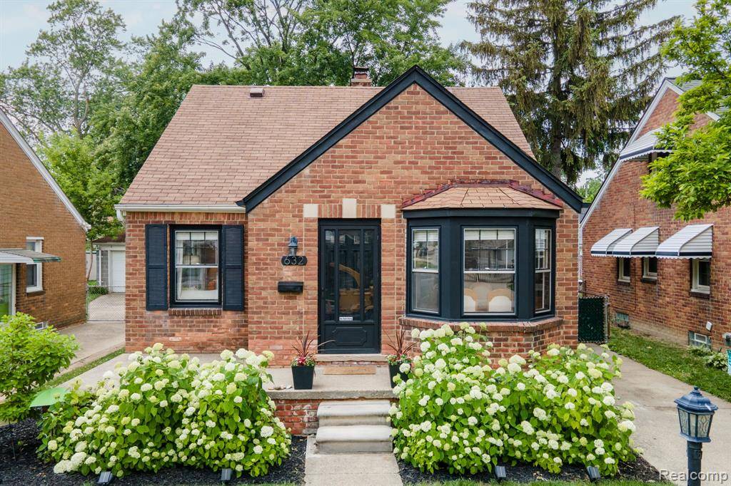 Royal Oak, MI 48067,632 S Edison Avenue