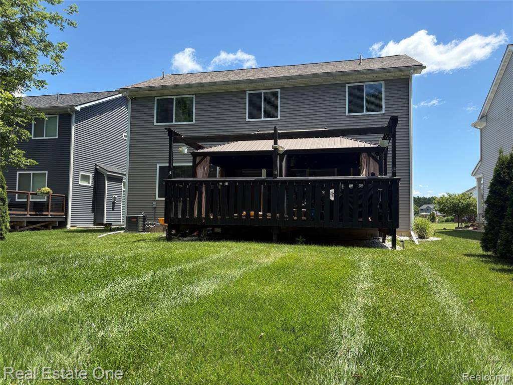 Holly Twp, MI 48442,329 Beaver Run