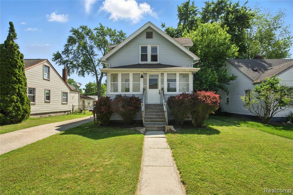 Royal Oak, MI 48067,306 N Kenwood Avenue