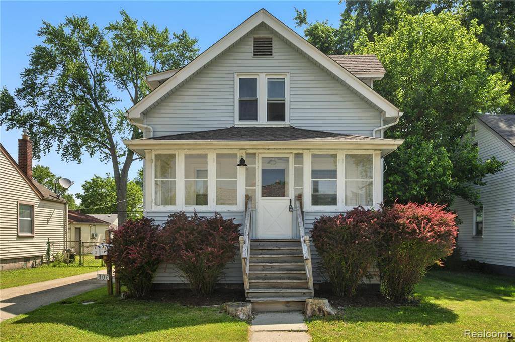 Royal Oak, MI 48067,306 N Kenwood Avenue