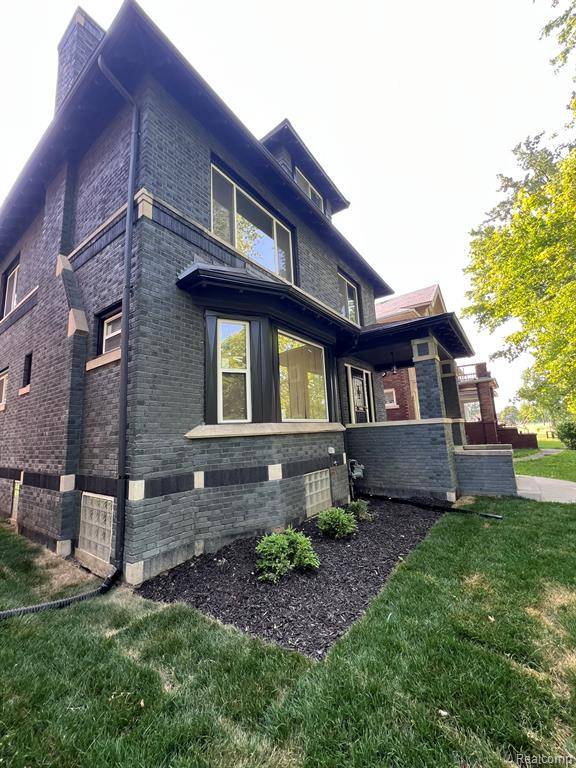 Detroit, MI 48214,3431 Field Street