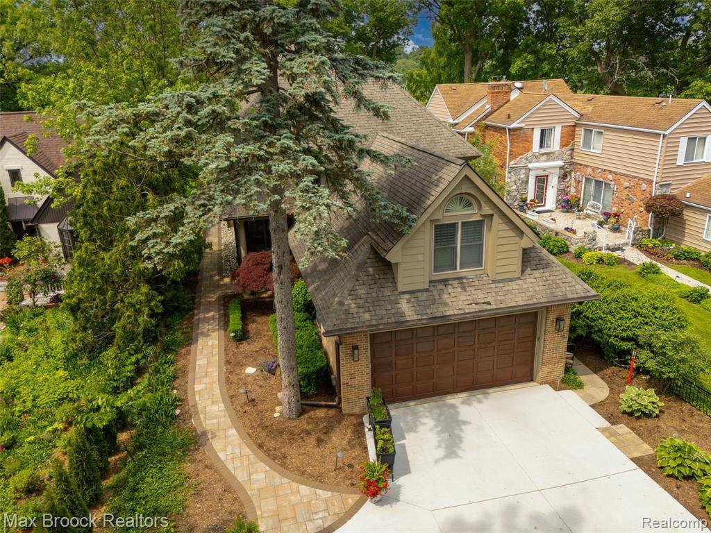 West Bloomfield Twp, MI 48324,6510 Commerce Road