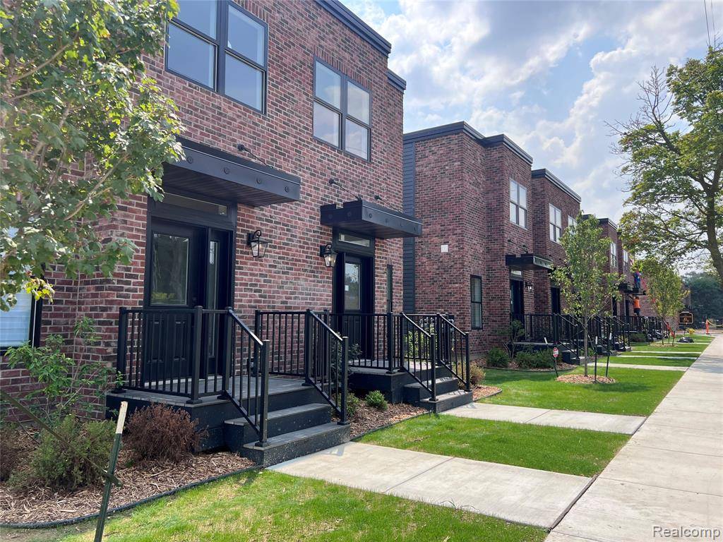 Flint, MI 48502,343 W Fifth Avenue 6 1