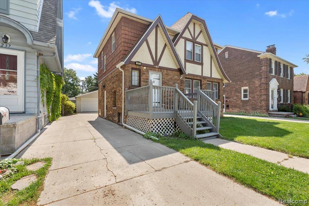 Wyandotte, MI 48192,243 2nd Street