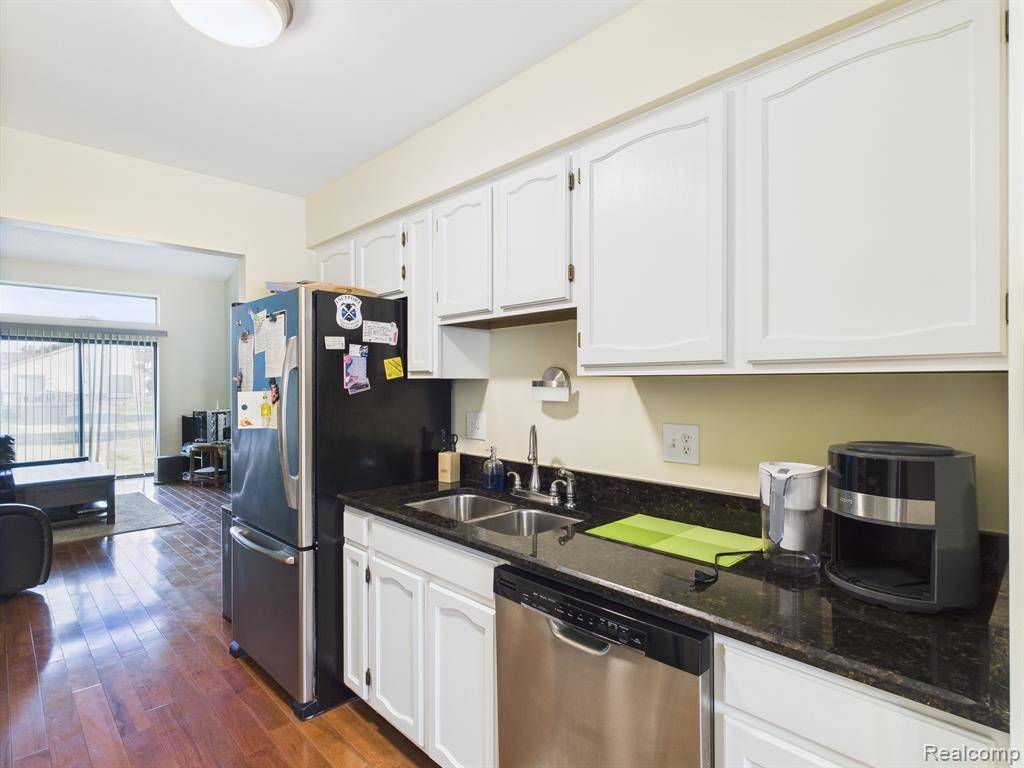 Clinton Twp, MI 48038,38772 Windmill Pointe N