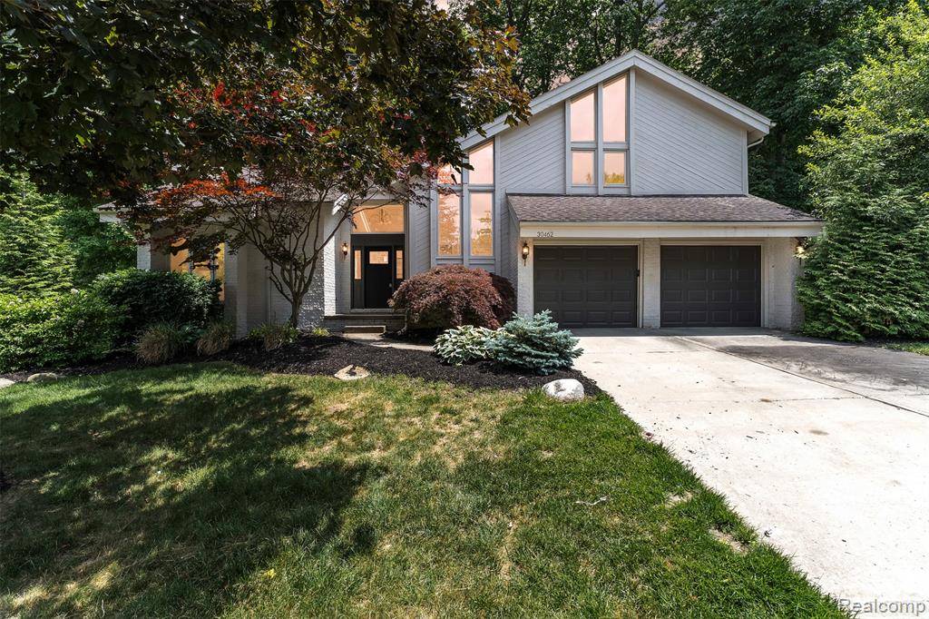 Farmington Hills, MI 48331,30462 Knighton Drive