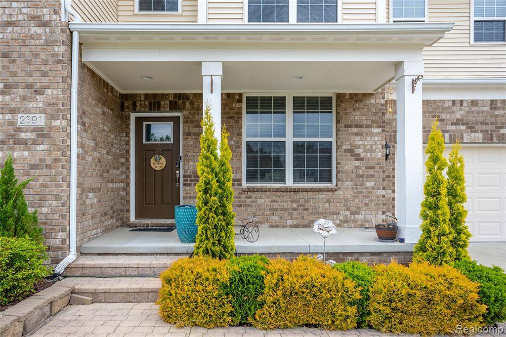Lake Orion Vlg, MI 48360,2391 Findley Circle