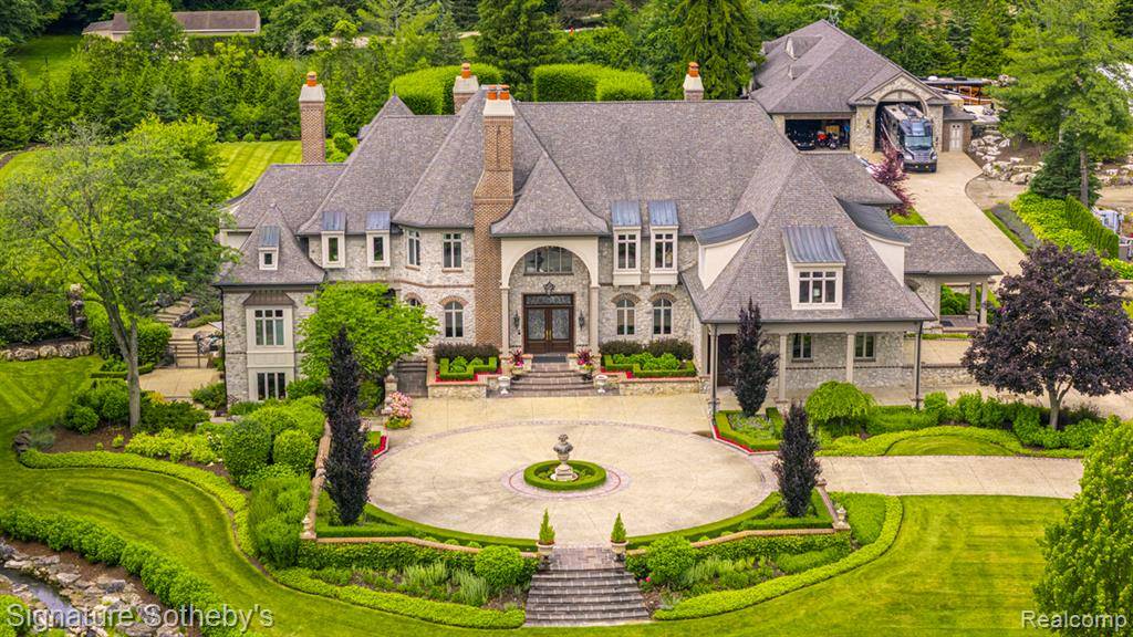 Northville, MI 48168,18101 Sheldon Road