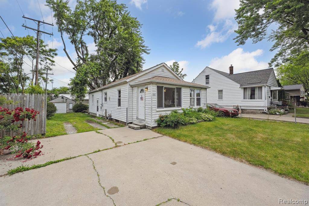Ypsilanti, MI 48198,823 Hawthorne Avenue