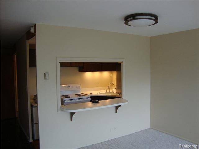 Dearborn, MI 48124,22700 GARRISON Street 310