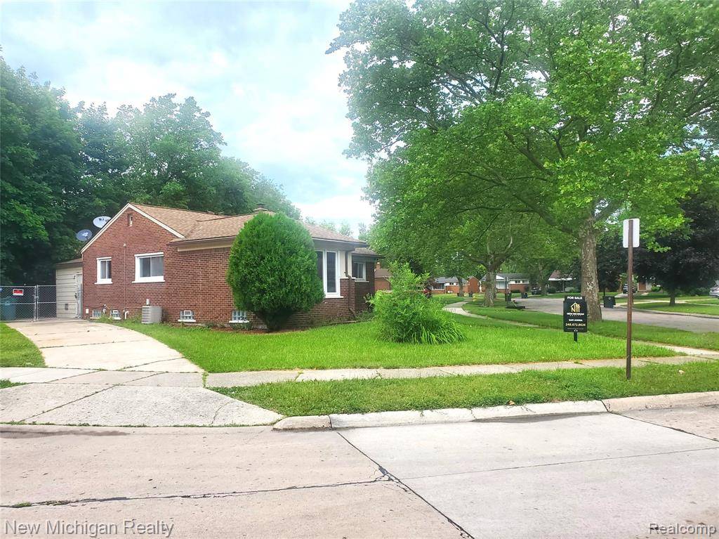 Oak Park, MI 48237,22221 Marlow Street