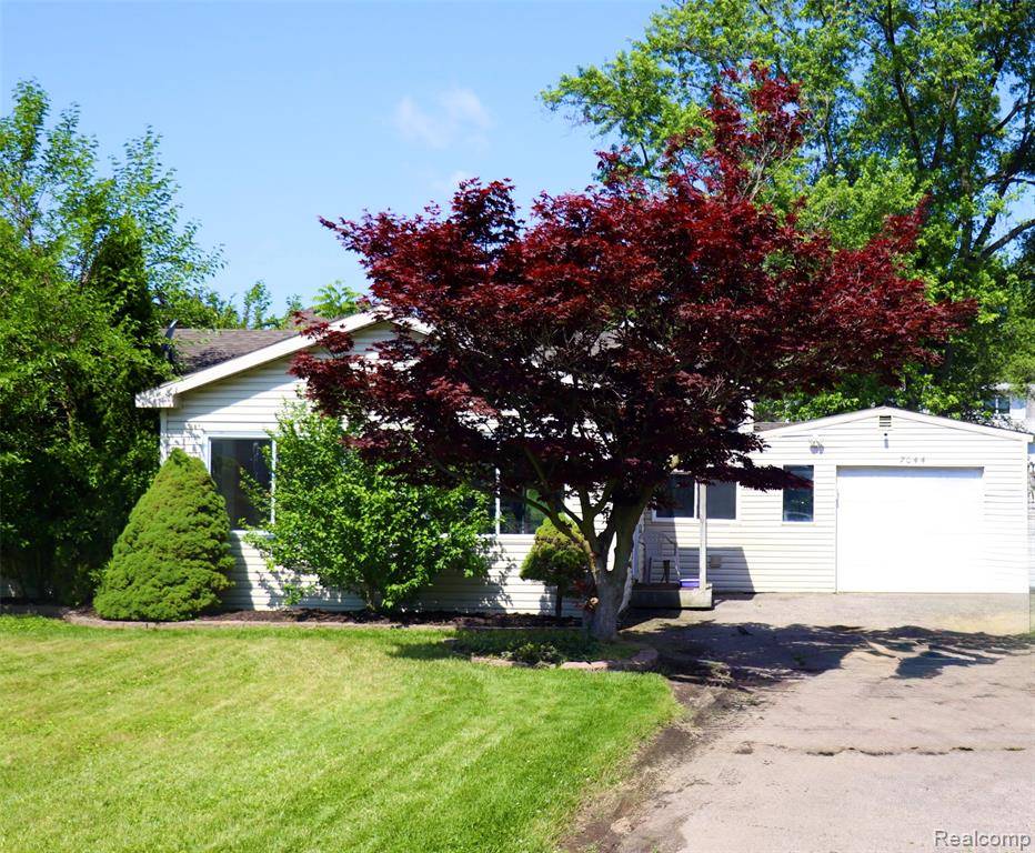 Waterford Twp, MI 48329,7044 Desmond Road