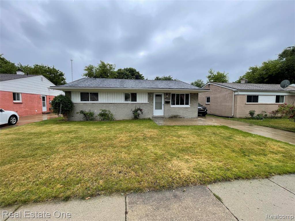 Oak Park, MI 48237,13211 Albany Street