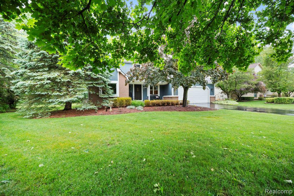 Commerce Twp, MI 48390,4386 Kelly Circle Drive