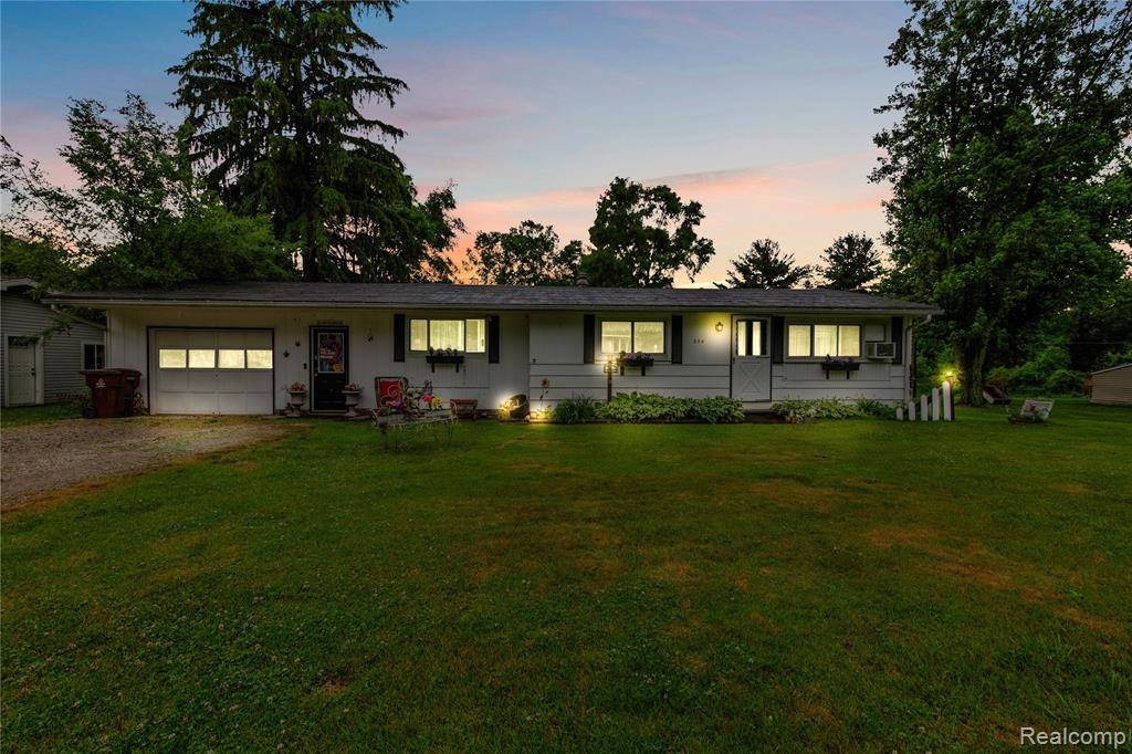 Webberville Vlg, MI 48892,334 Monroe Street