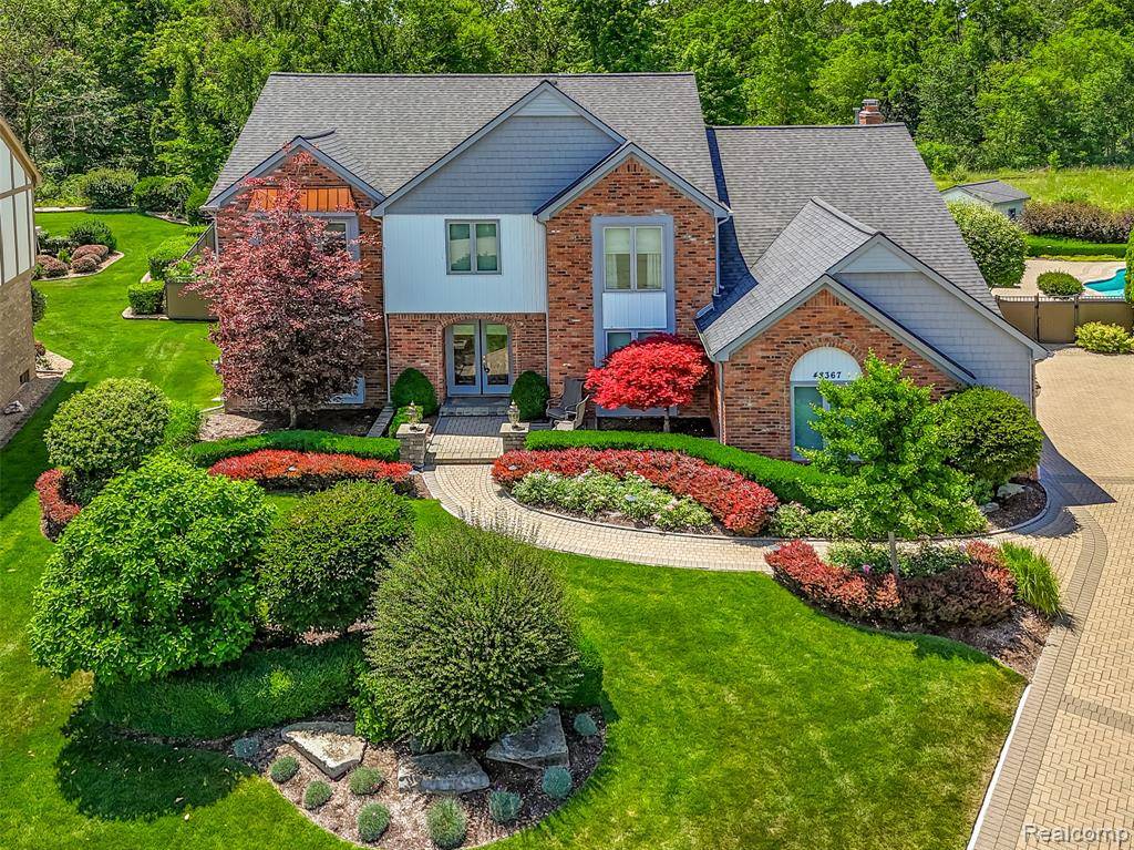 Utica, MI 48317,48367 Lake Valley Drive
