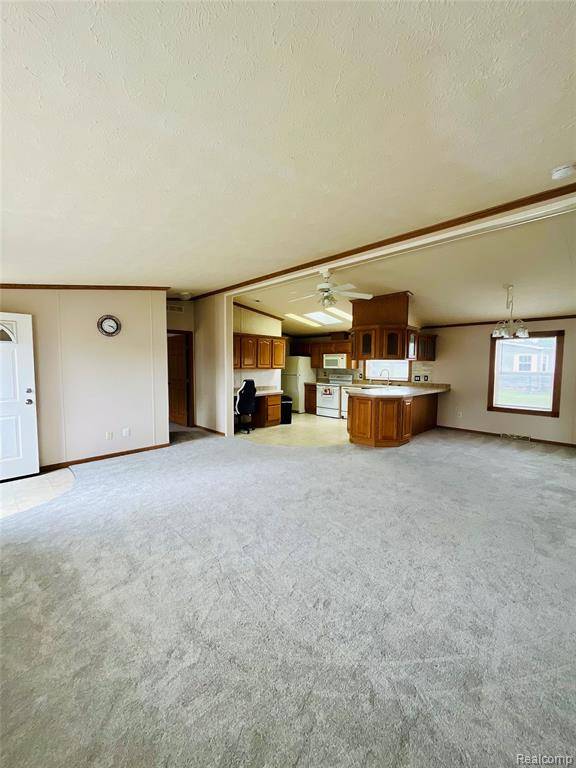 Fenton, MI 48430,6283 Leigh Court