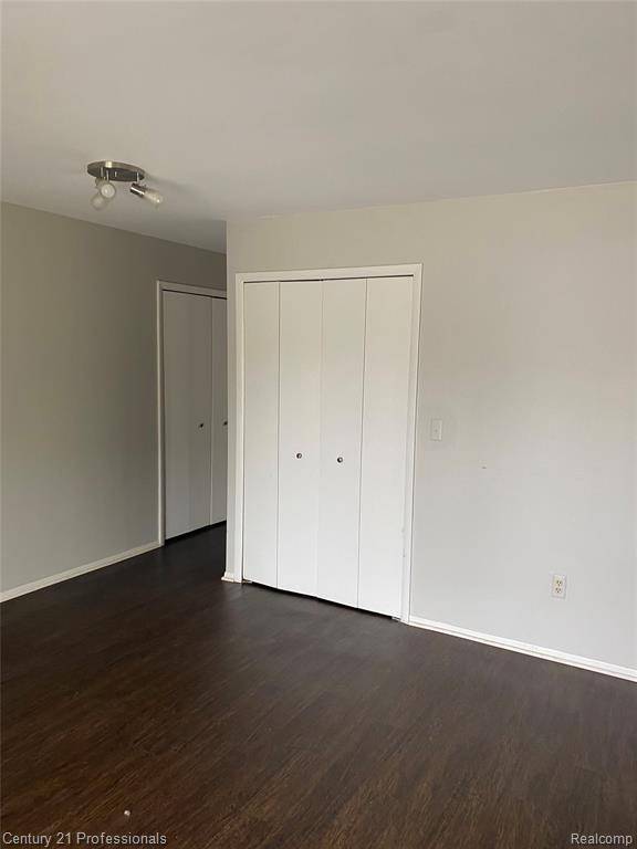 Warren, MI 48092,29900 N Grand Oaks Drive 26
