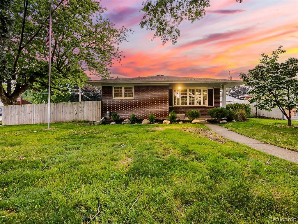 St. Clair Shores, MI 48080,24620 Wood Street