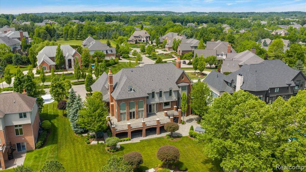 Rochester, MI 48306,2848 Croftshire Court