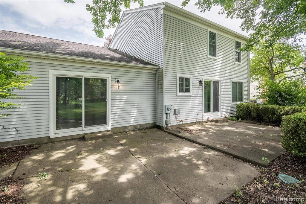 Novi, MI 48375,24475 Jamestowne Road