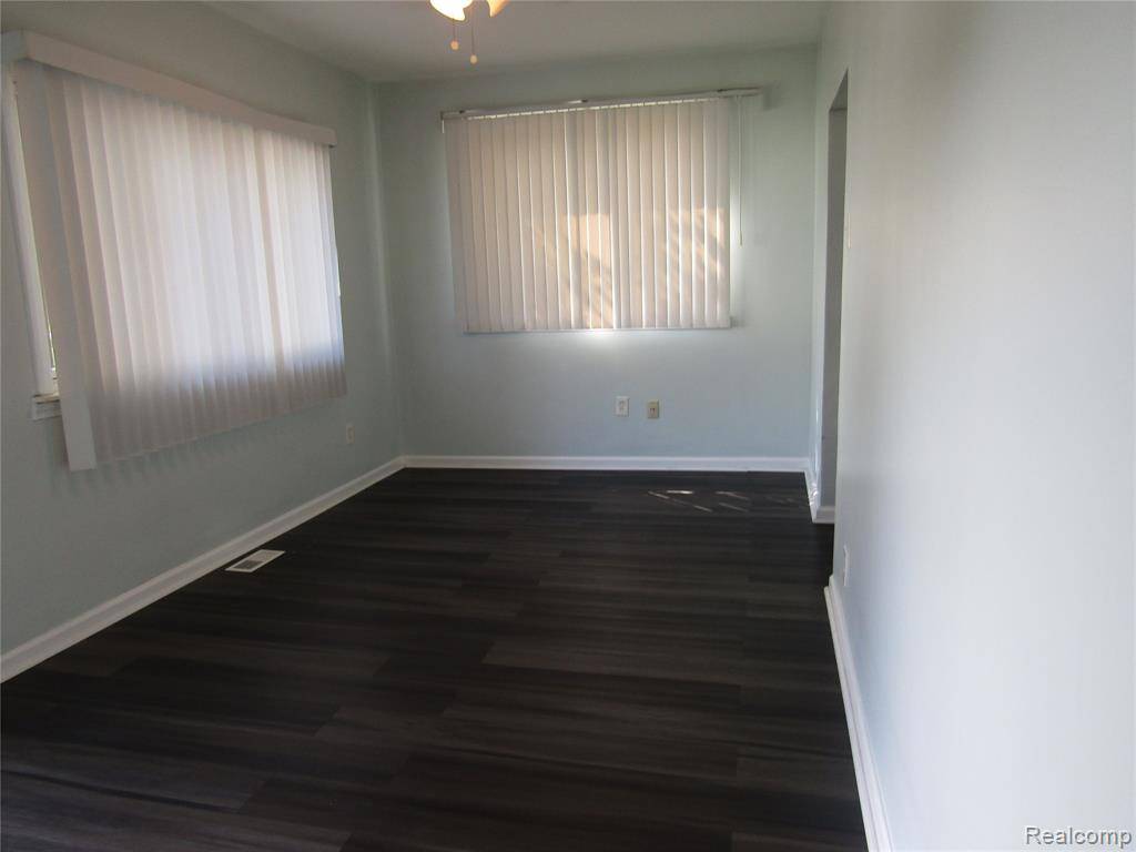 Melvindale, MI 48122,18655 Wood Street