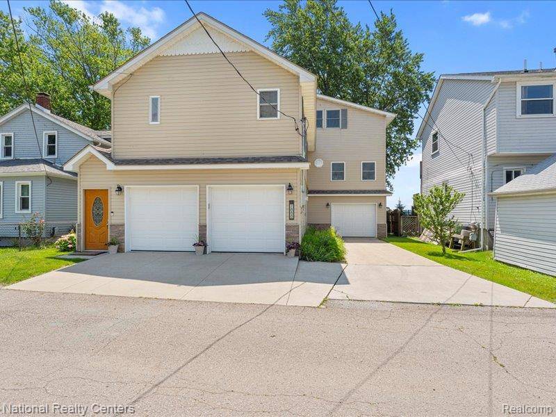 Estral Beach Vlg, MI 48166,7888 Lakeshore Drive