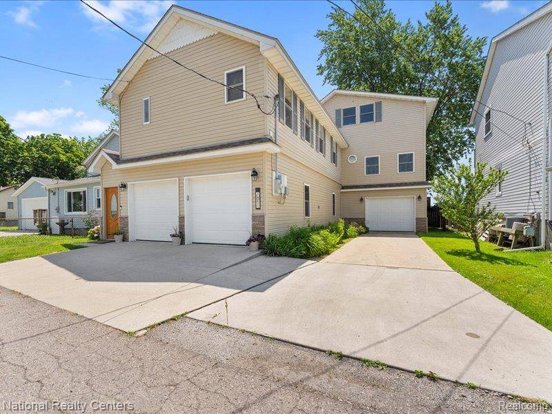 Estral Beach Vlg, MI 48166,7888 Lakeshore Drive