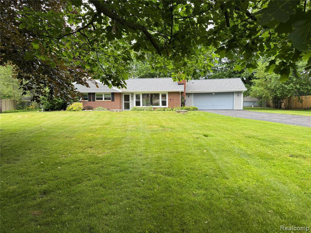Burton, MI 48529,4403 Killarney Park Drive