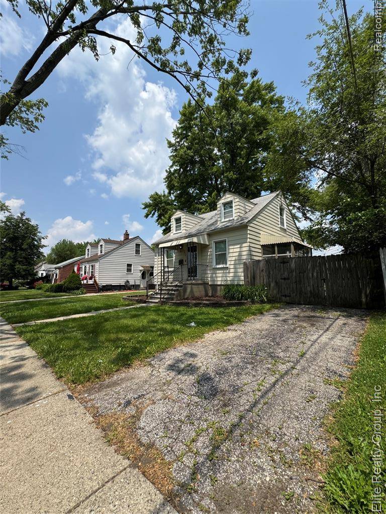 Harper Woods, MI 48225,19455 Elkhart Street