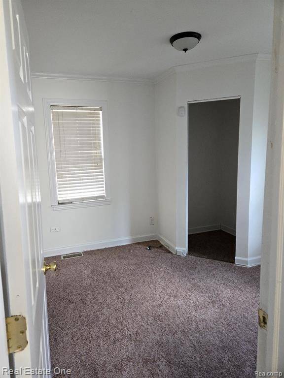Dearborn Heights, MI 48125,5343 HIPP Street