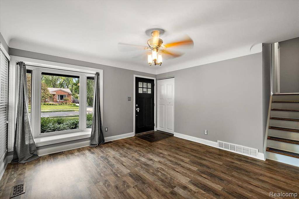 Royal Oak, MI 48073,726 Woodlawn Avenue