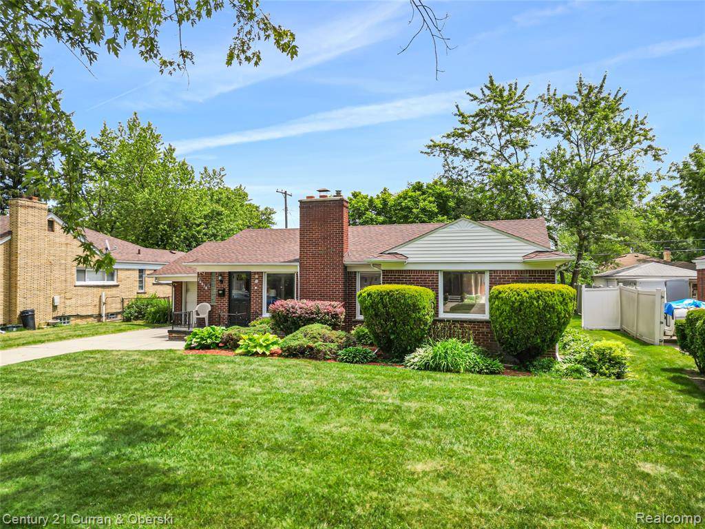 Oak Park, MI 48237,24030 Dante Street