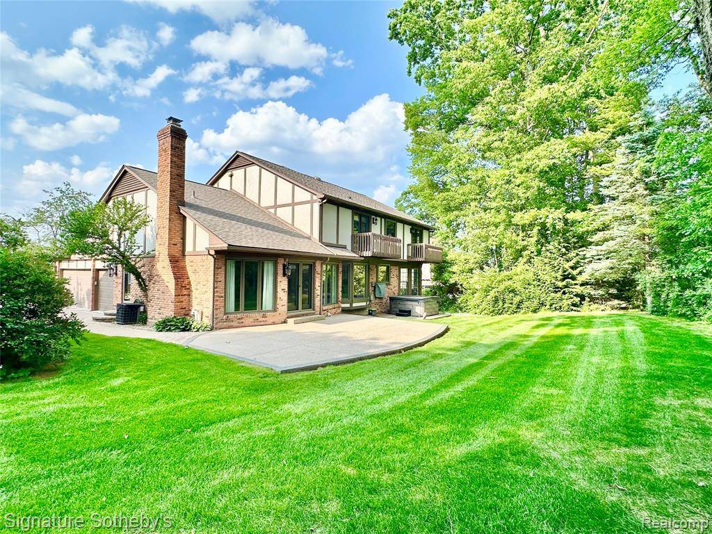 Rochester Hills, MI 48309,3079 Kenwood Drive